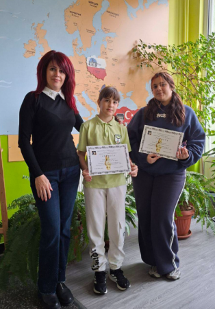 На 21.03. в гр. Пловдив се проведе финалният кръг на Националното състезание „Ключът на музиката“, в което взеха участие ученици от цялата страна.